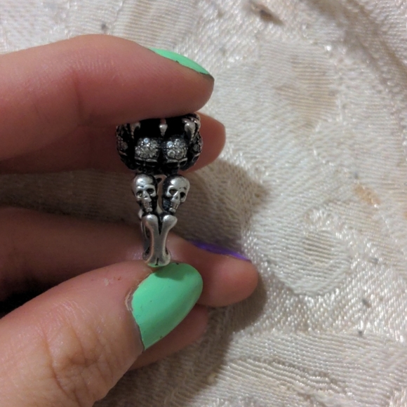Jeulia Skull Ring - Picture 2 of 6